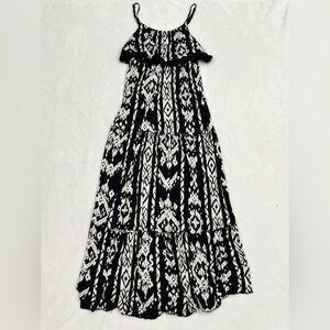 Black and white INC dress